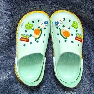NWT  Cute AQUA BLUE Toy Story Clogs, sizes 2 to 12 years available